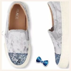NWT Girls Slip On Sneaker with Glitter - Size 2